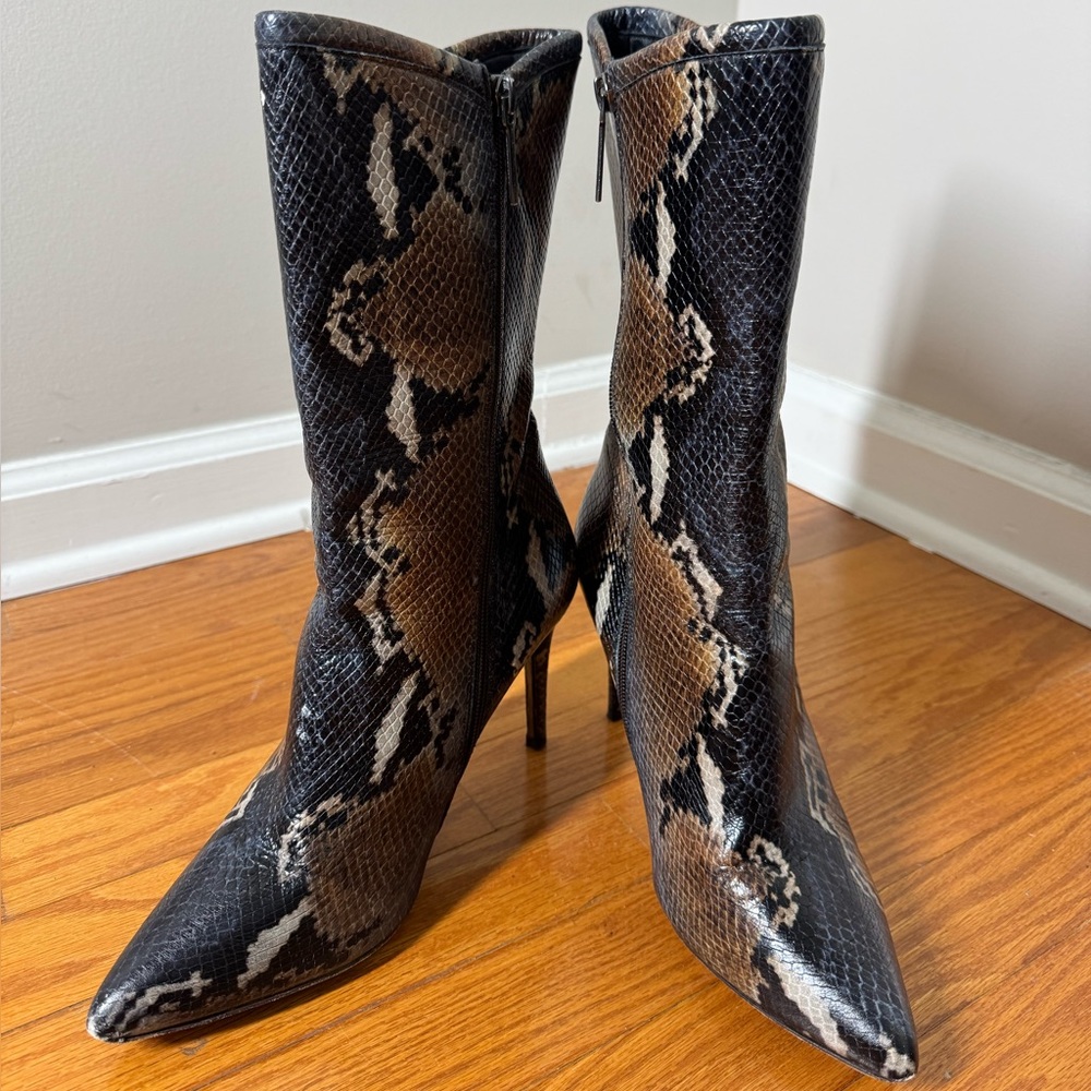 Donald J. Pliner Black and Brown Snakeskin Leather Heeled Boots 9.5M - Picture 2 of 14